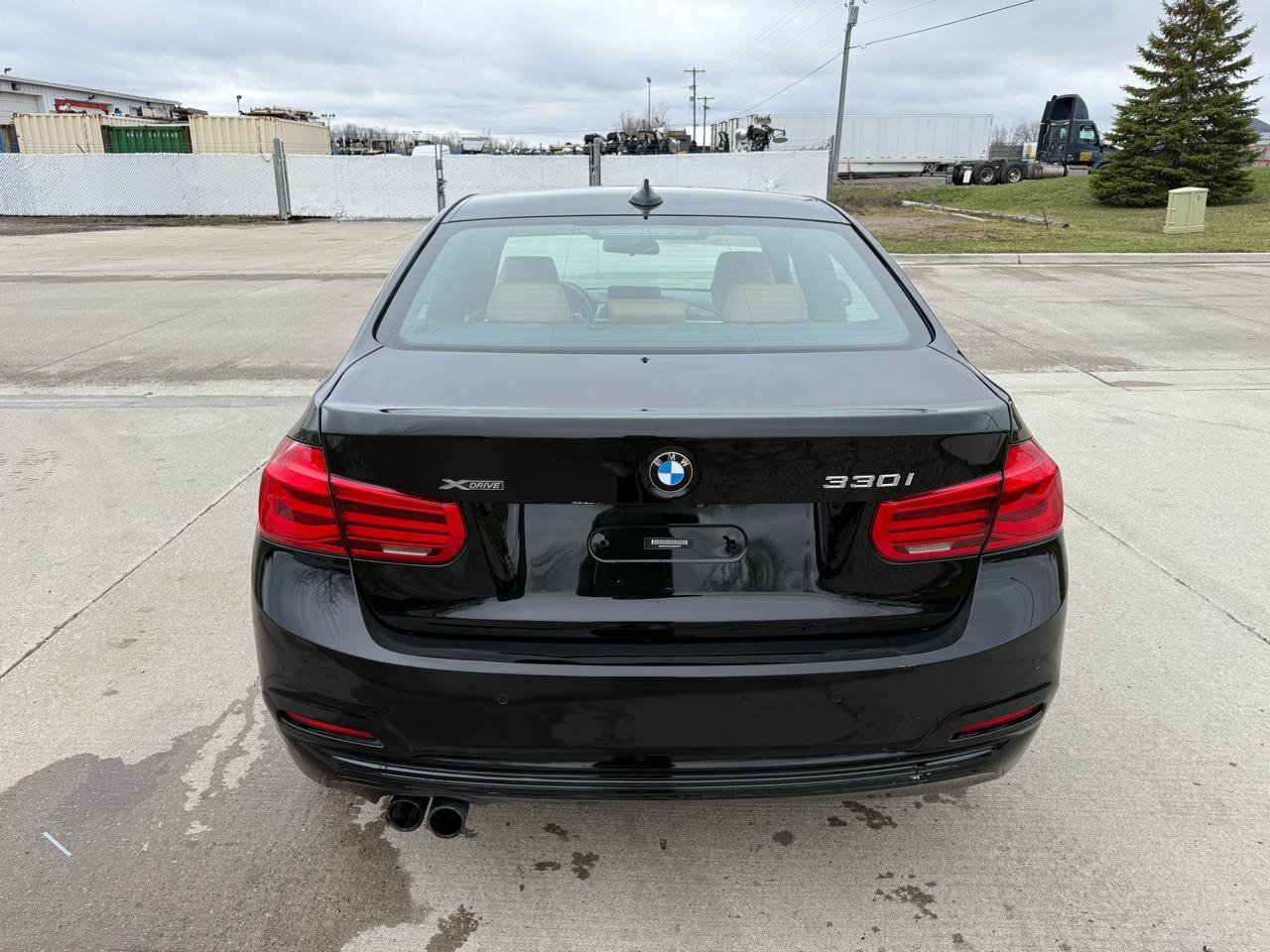 Used 2018 BMW 330i xDrive Sedan w/ Convenience Package image 6