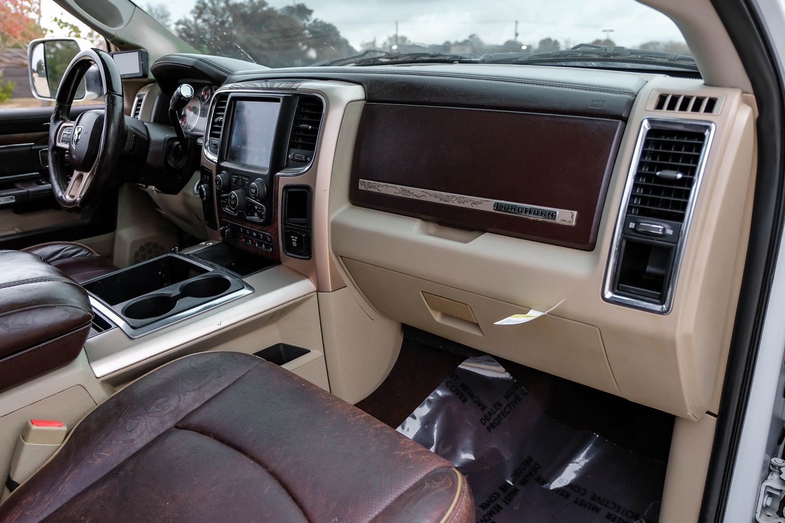 Used 2015 RAM 3500 Laramie Longhorn AWD/4WD image 17