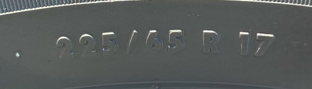 Used 2018 Dodge Journey SXT w/ Connectivity Group FWD image 17