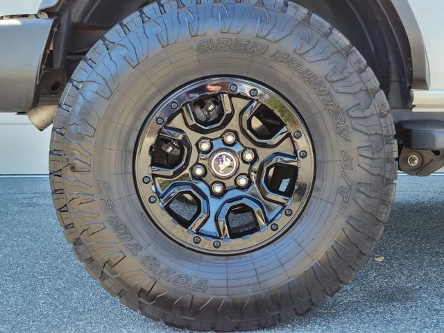 Used 2024 Ford Bronco Wildtrak image 13