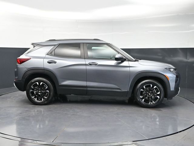 Used 2022 Chevrolet TrailBlazer LT FWD image 4