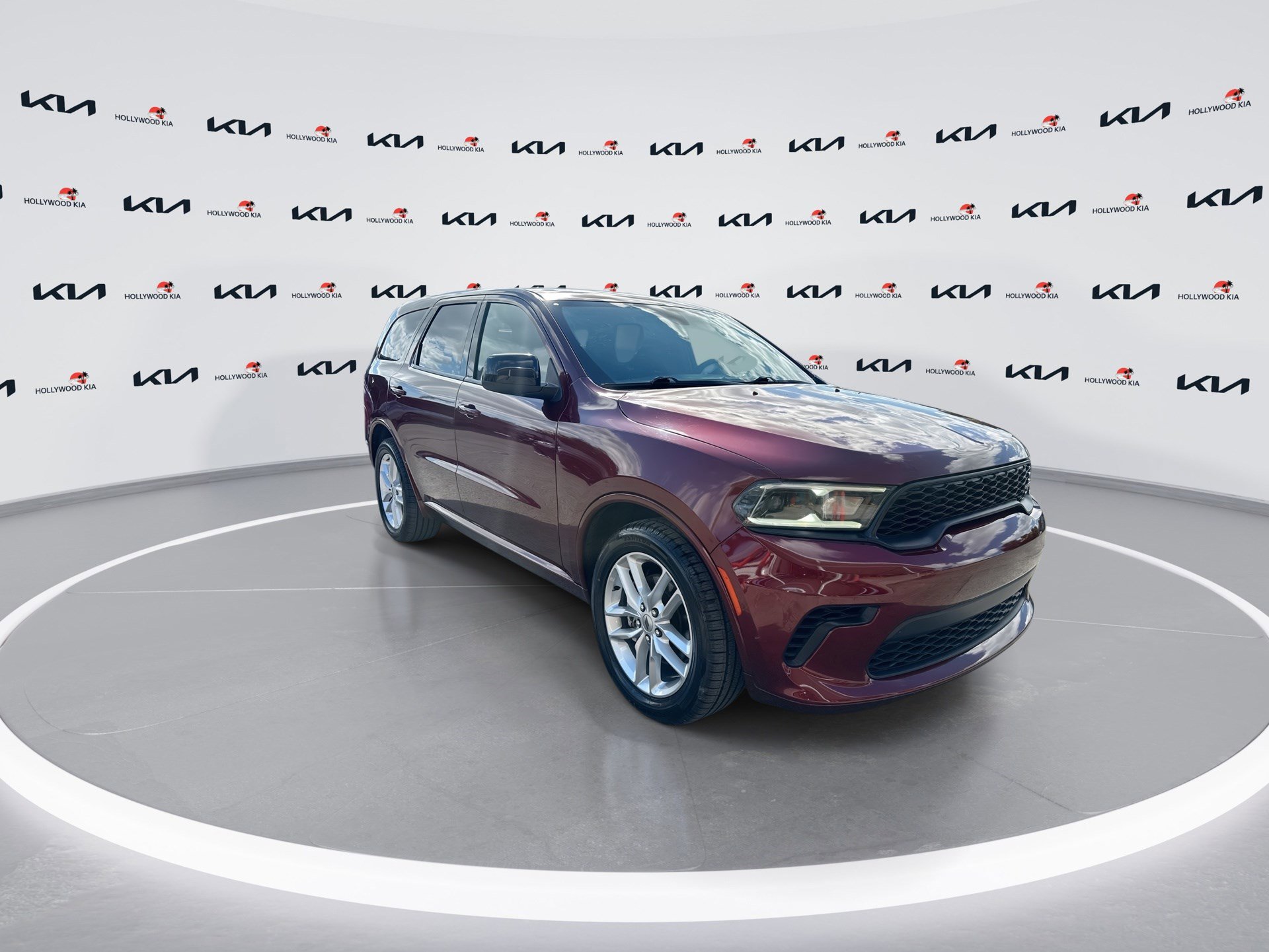 Used 2023 Dodge Durango GT RWD image 2