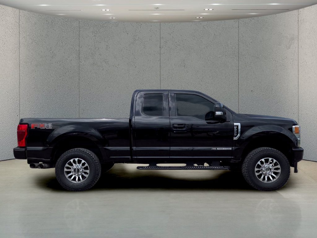 Used 2022 Ford F250 Lariat AWD/4WD image 4
