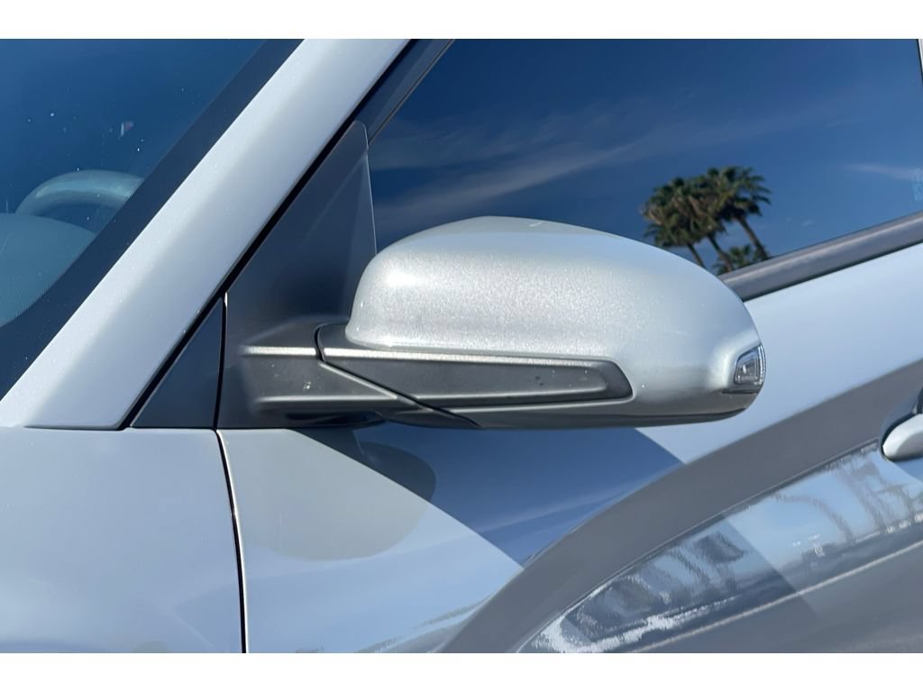 Used 2023 Hyundai Kona Limited FWD image 54