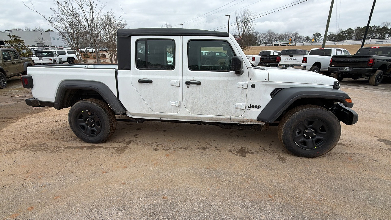 New 2026 Jeep Gladiator Sport AWD/4WD image 7