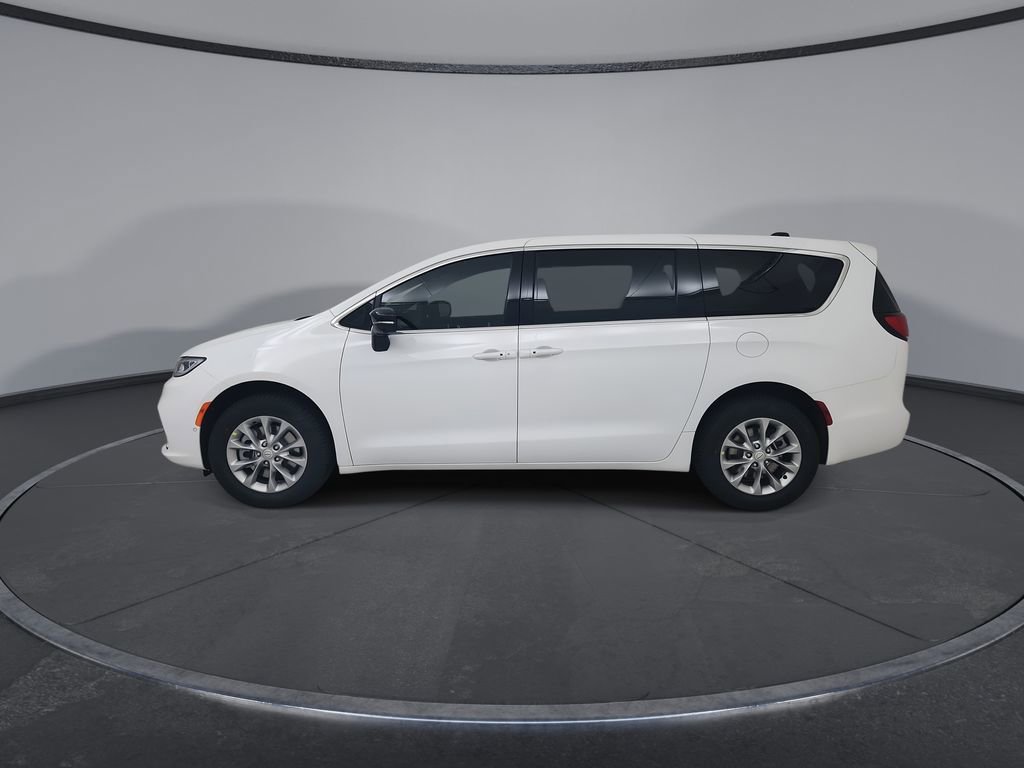 New 2026 Chrysler Pacifica Limited AWD/4WD image 5