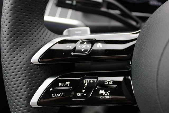 New 2025 Mercedes-Benz GLC 300 4MATIC image 21