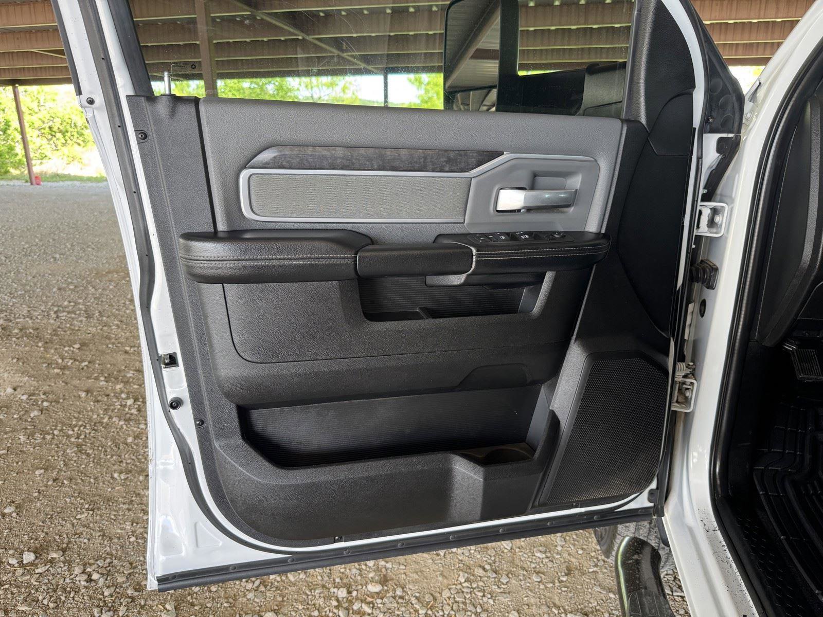 Used 2022 RAM 3500 Big Horn w/ Level A Equipment Group image 21