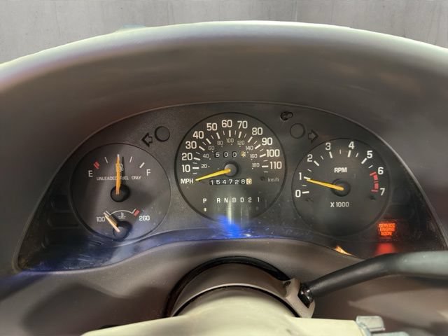 Used 2001 Chevrolet Lumina w/ Preferred Equipment Group FWD image 24