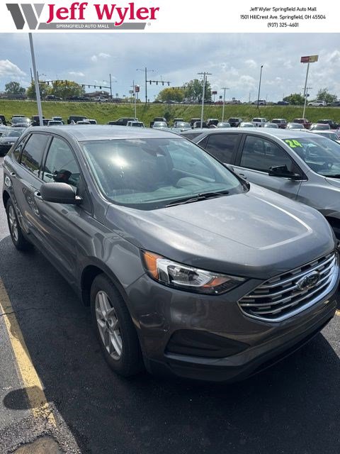 Used 2021 Ford Edge SE FWD image 1