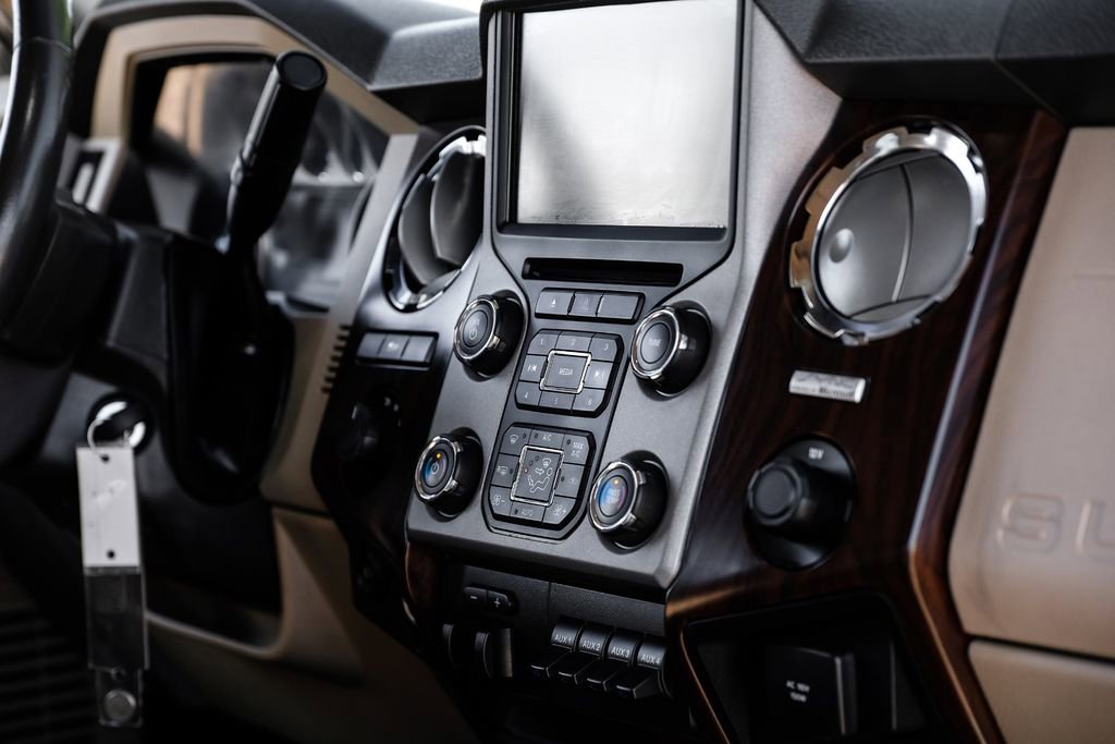 Used 2015 Ford F350 Lariat w/ Lariat Ultimate Package image 20