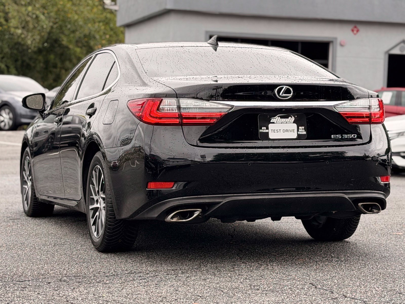 Used 2017 Lexus ES 350 w/ Luxury Package FWD image 3