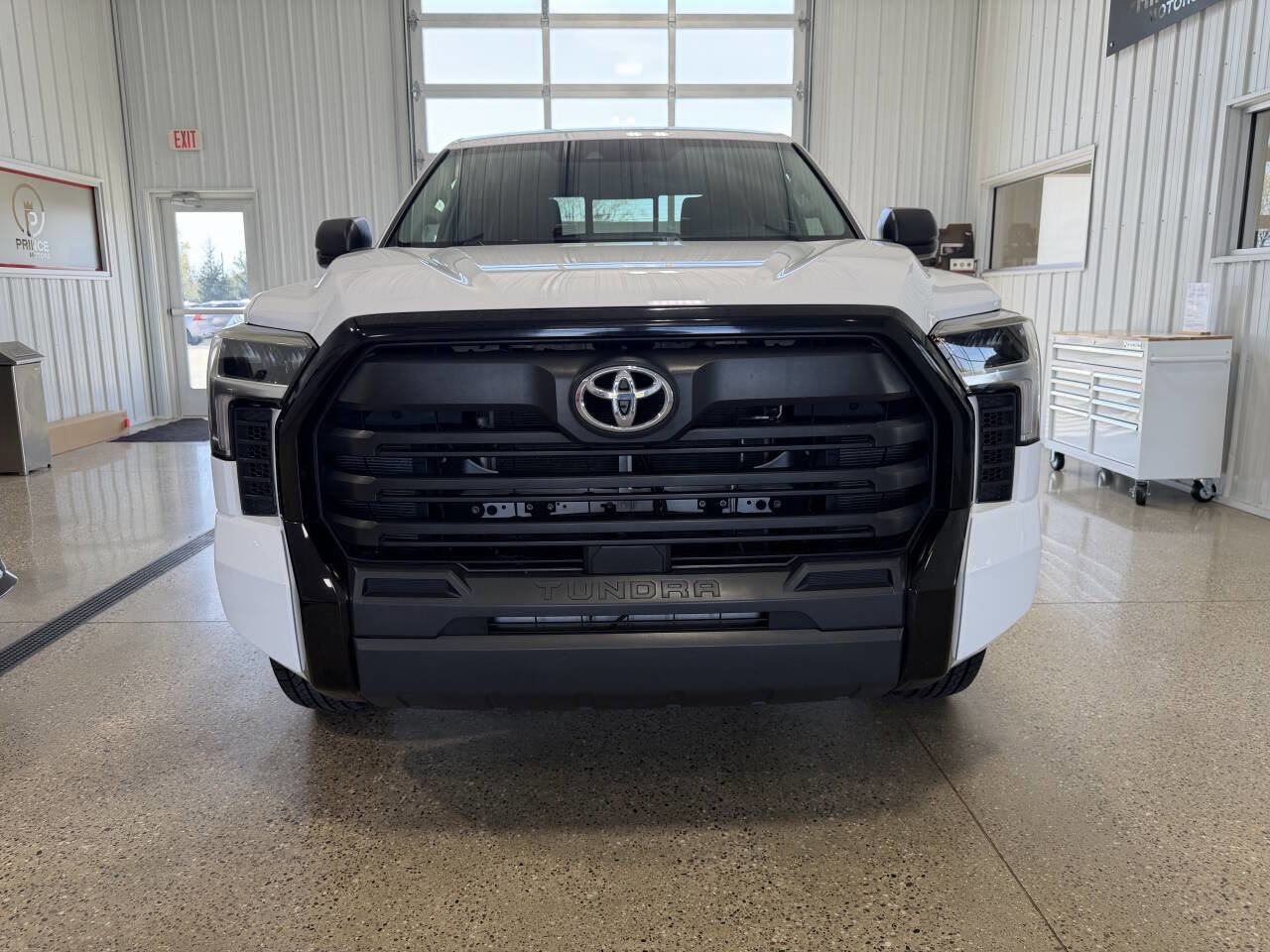 Used 2022 Toyota Tundra SR w/ SR Tow Package AWD/4WD image 7