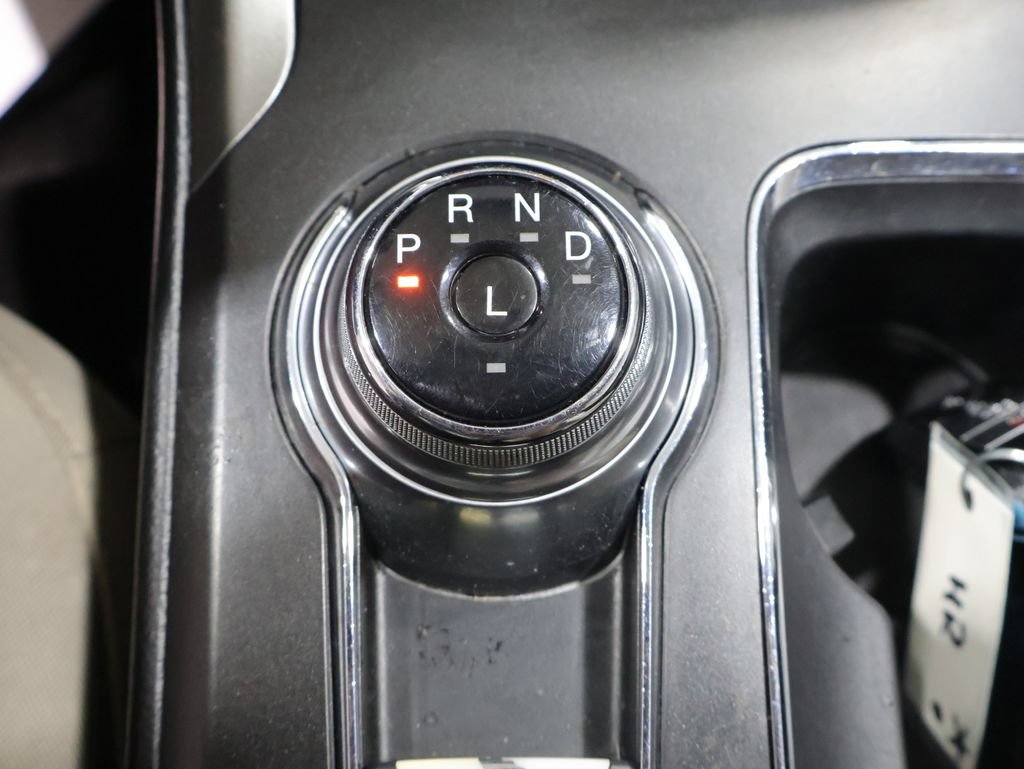 Used 2017 Ford Fusion S FWD image 28