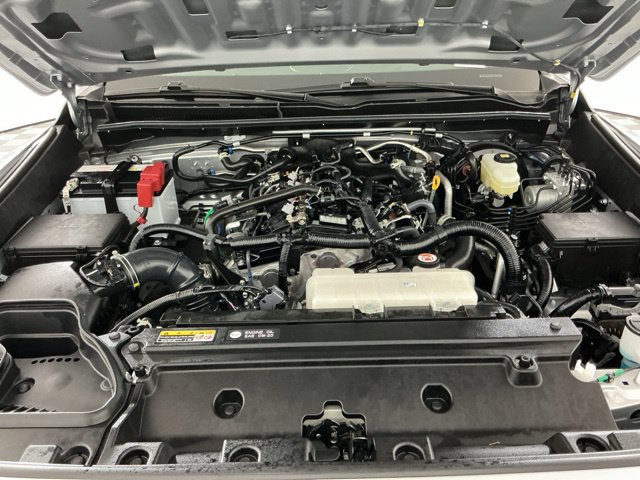 Used 2025 Toyota 4Runner SR5 AWD/4WD image 31