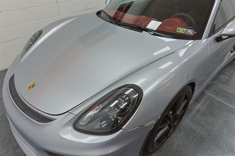 Used 2016 Porsche Boxster Spyder RWD image 42