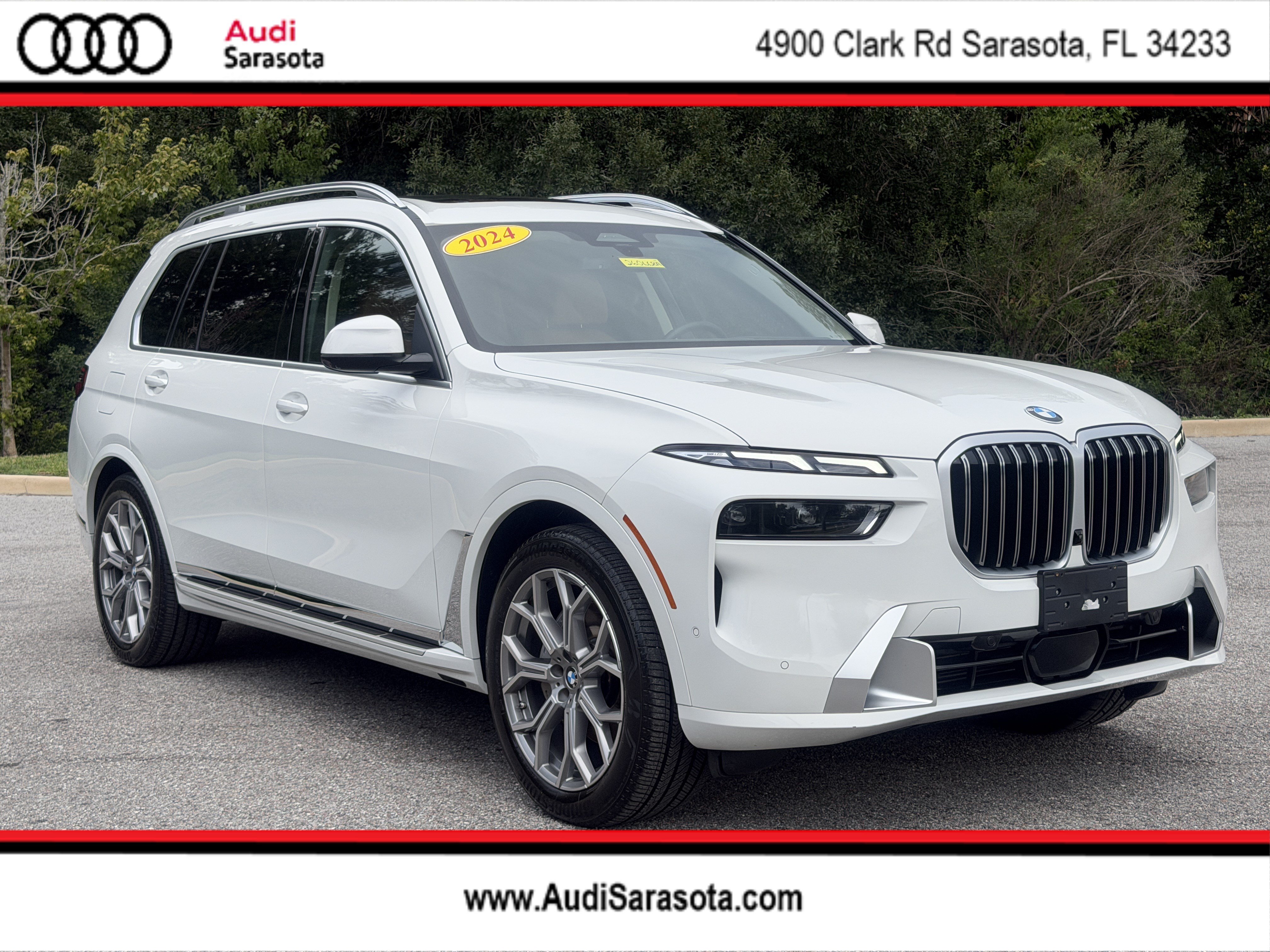 Used 2024 BMW X7 xDrive40i w/ Premium Package AWD/4WD image 1