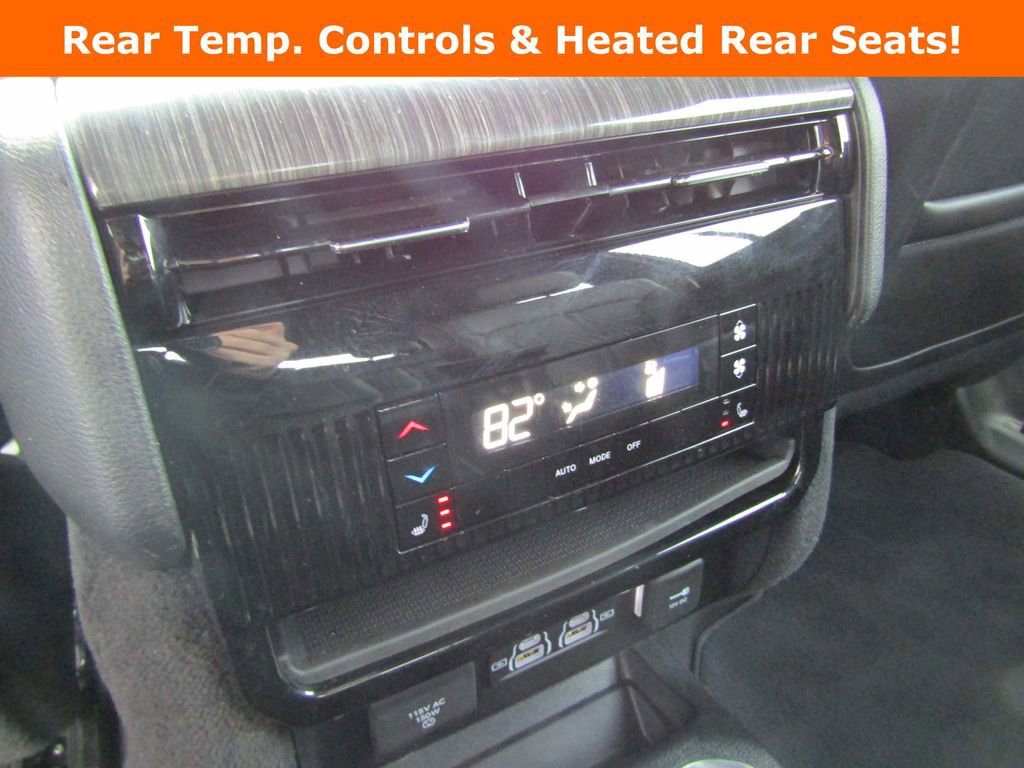 Used 2022 Jeep Wagoneer Series III w/ Flexible Seating Group image 20