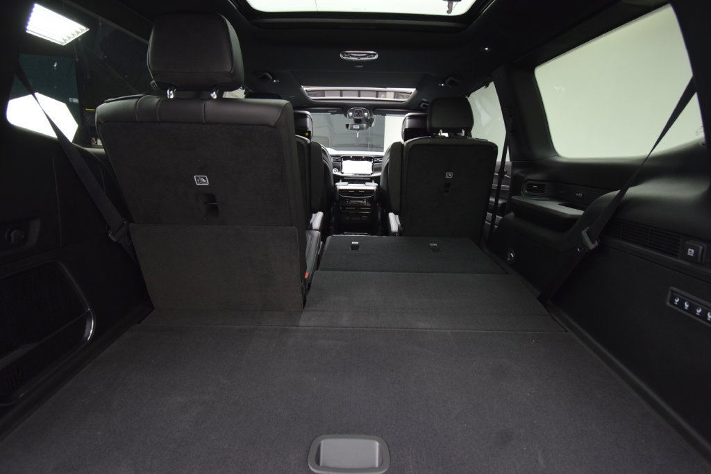 New 2026 Jeep Grand Wagoneer Limited AWD/4WD image 42