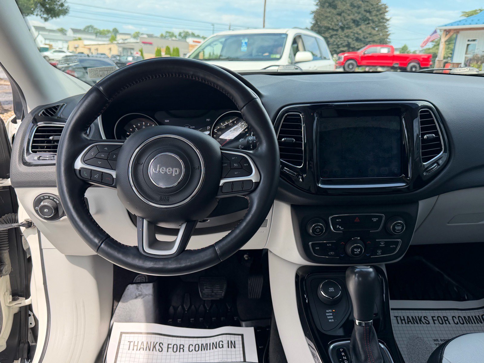 Used 2018 Jeep Compass Limited w/ Navigation Group AWD/4WD image 13