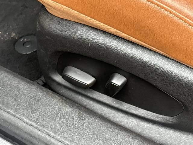 Used 2016 Chevrolet Camaro LT RWD image 29