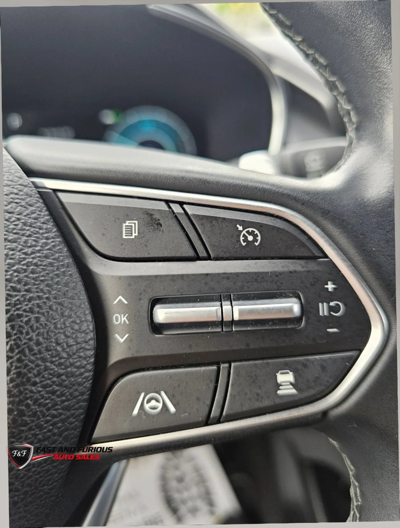 Used 2023 Hyundai Santa Fe Limited AWD/4WD image 12