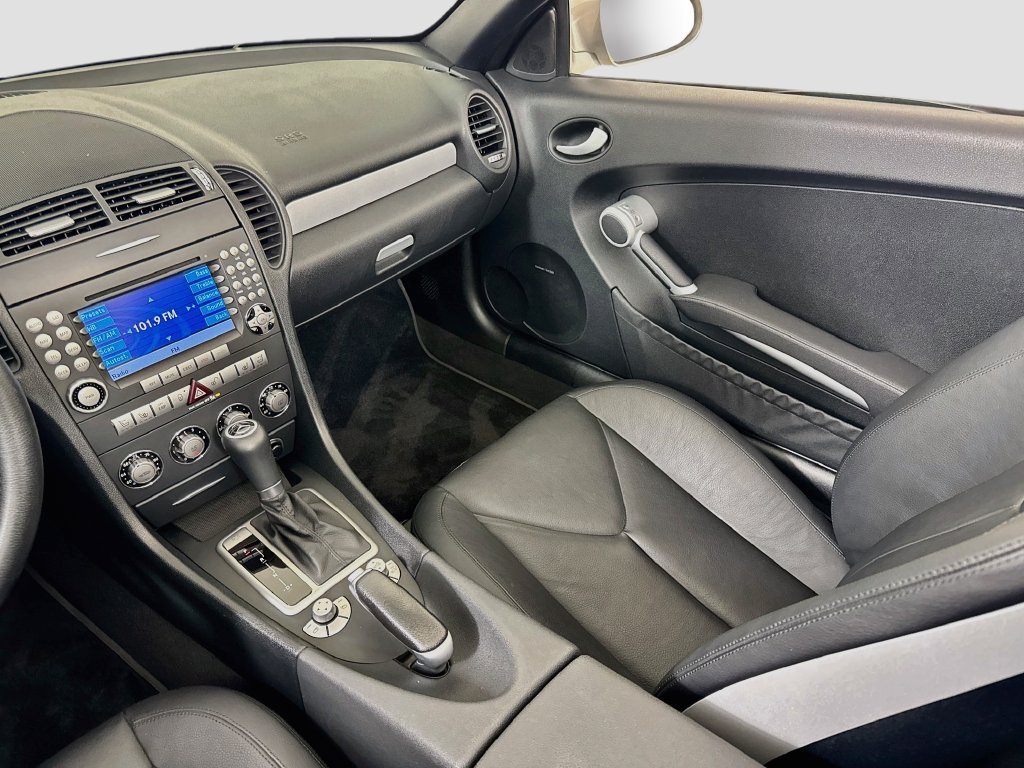 Used 2008 Mercedes-Benz SLK 280 image 24