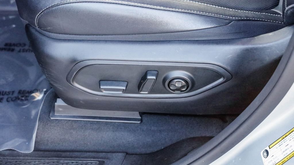 Certified 2024 Jeep Grand Cherokee L Limited w/ Luxury Tech Group II image 27