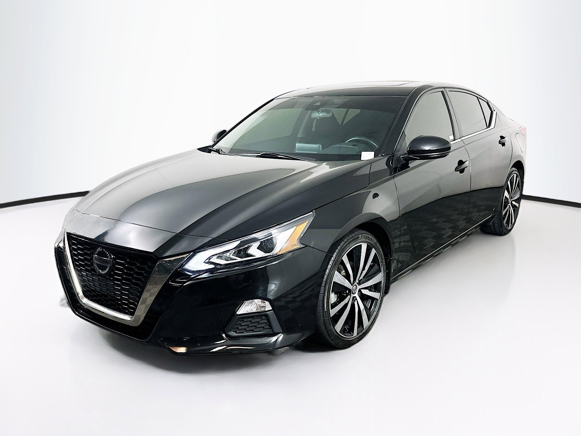 Used 2021 Nissan Altima 2.0 SR FWD image 3