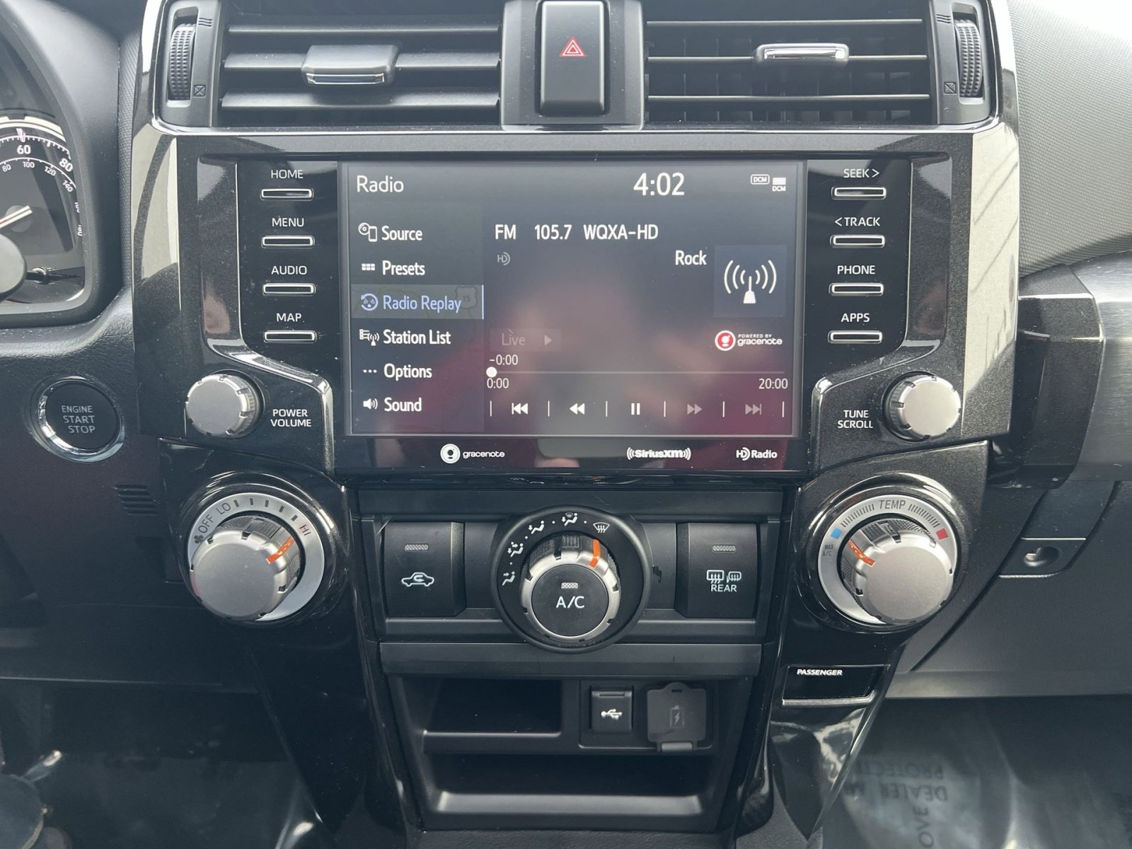 Used 2024 Toyota 4Runner TRD Off-Road Premium image 18