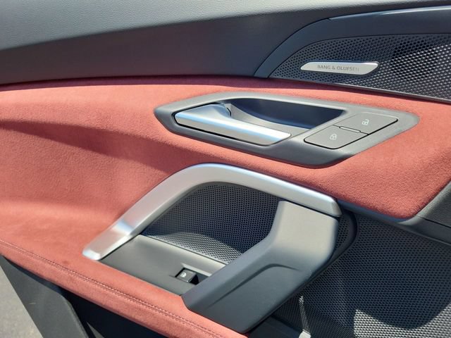 New 2026 Audi SQ5 Prestige AWD/4WD image 15