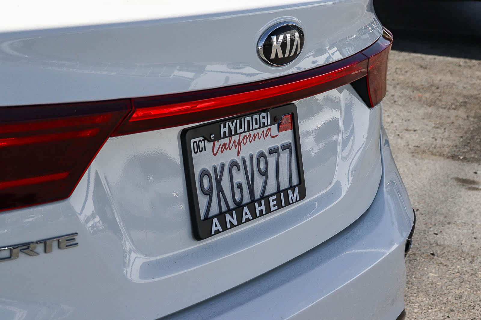 Used 2020 Kia Forte LXS FWD image 12