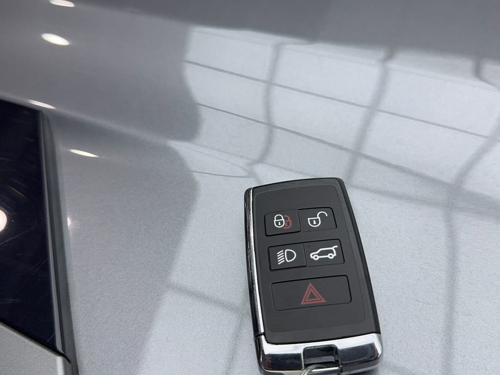 Used 2024 Land Rover Range Rover Sport SE image 60