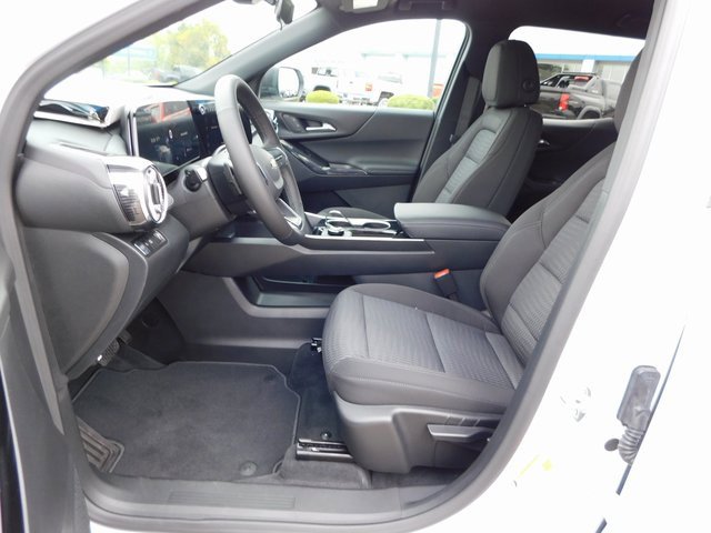 New 2026 Chevrolet Equinox LT image 12