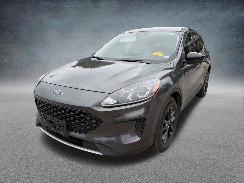 Used 2020 Ford Escape SE Sport FWD image 2