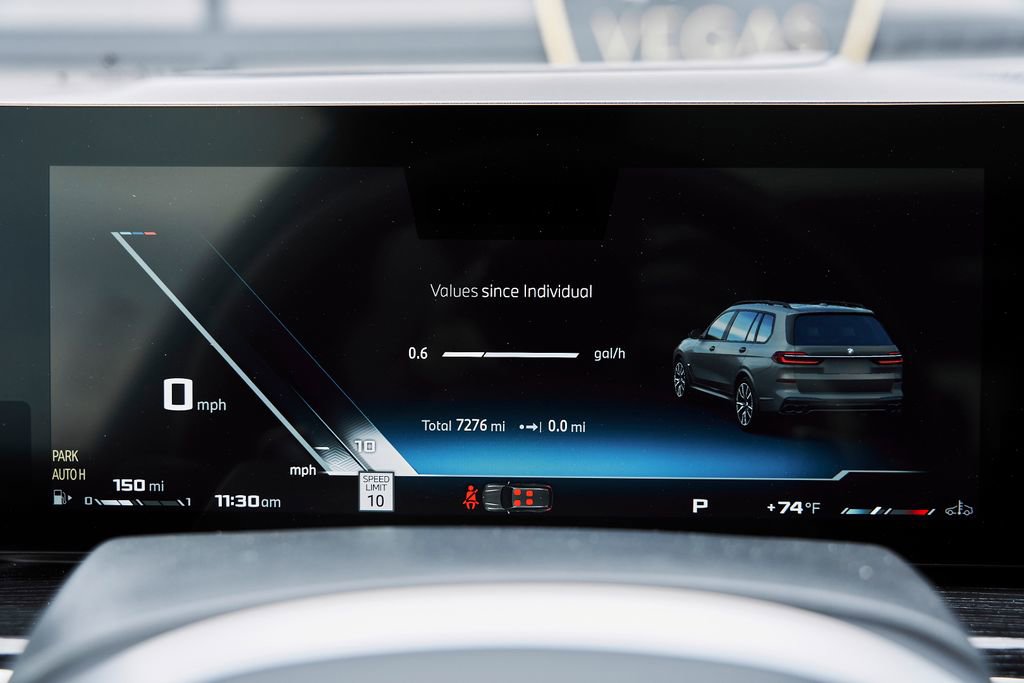 Used 2026 BMW X7 M60i image 71