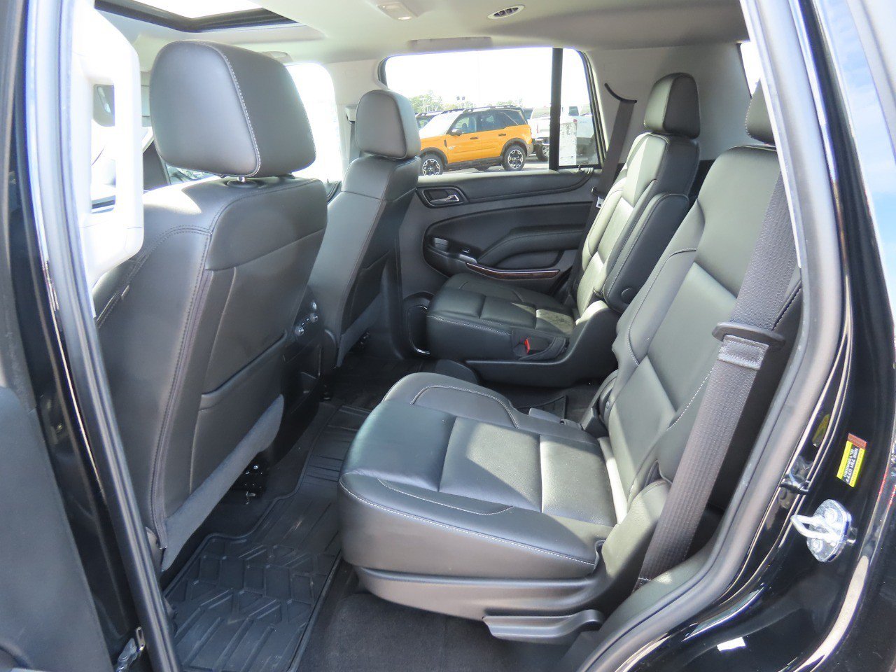 Used 2018 Chevrolet Tahoe LT w/ Z71 Midnight Edition AWD/4WD image 21