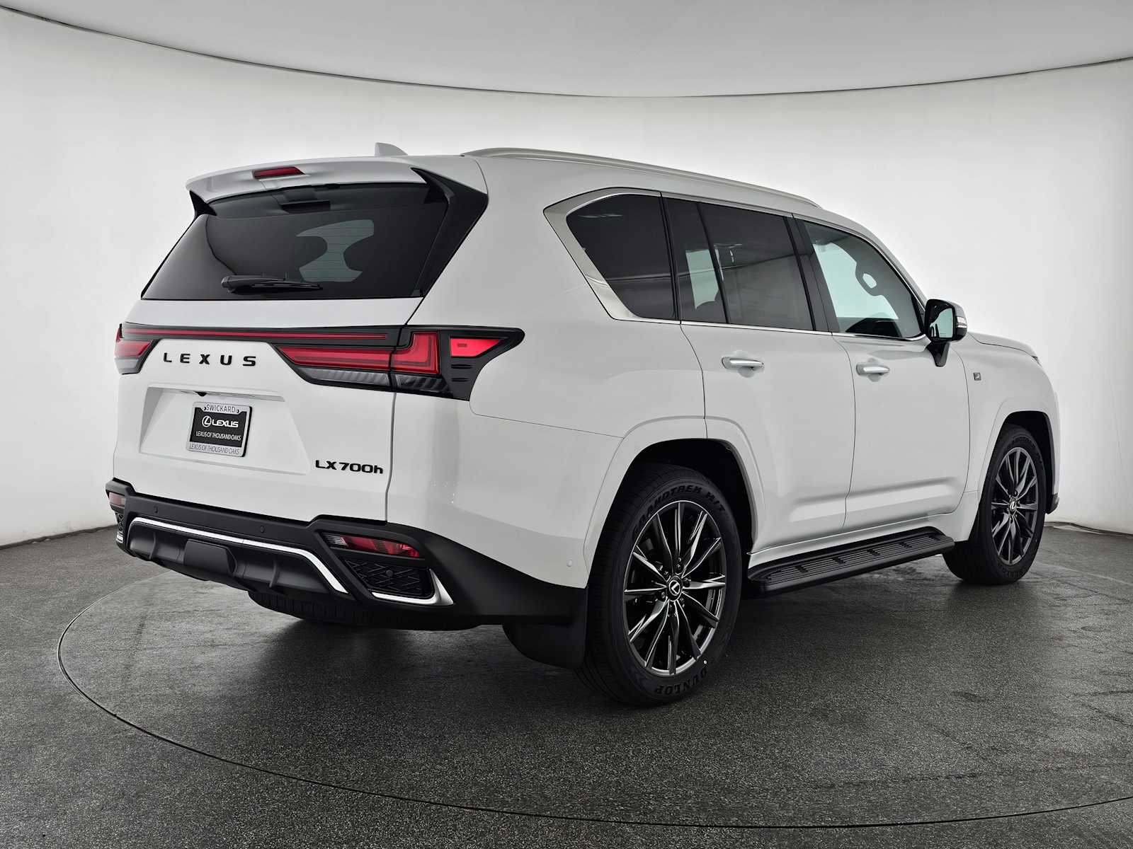 New 2026 Lexus LX 700h F Sport AWD/4WD image 3