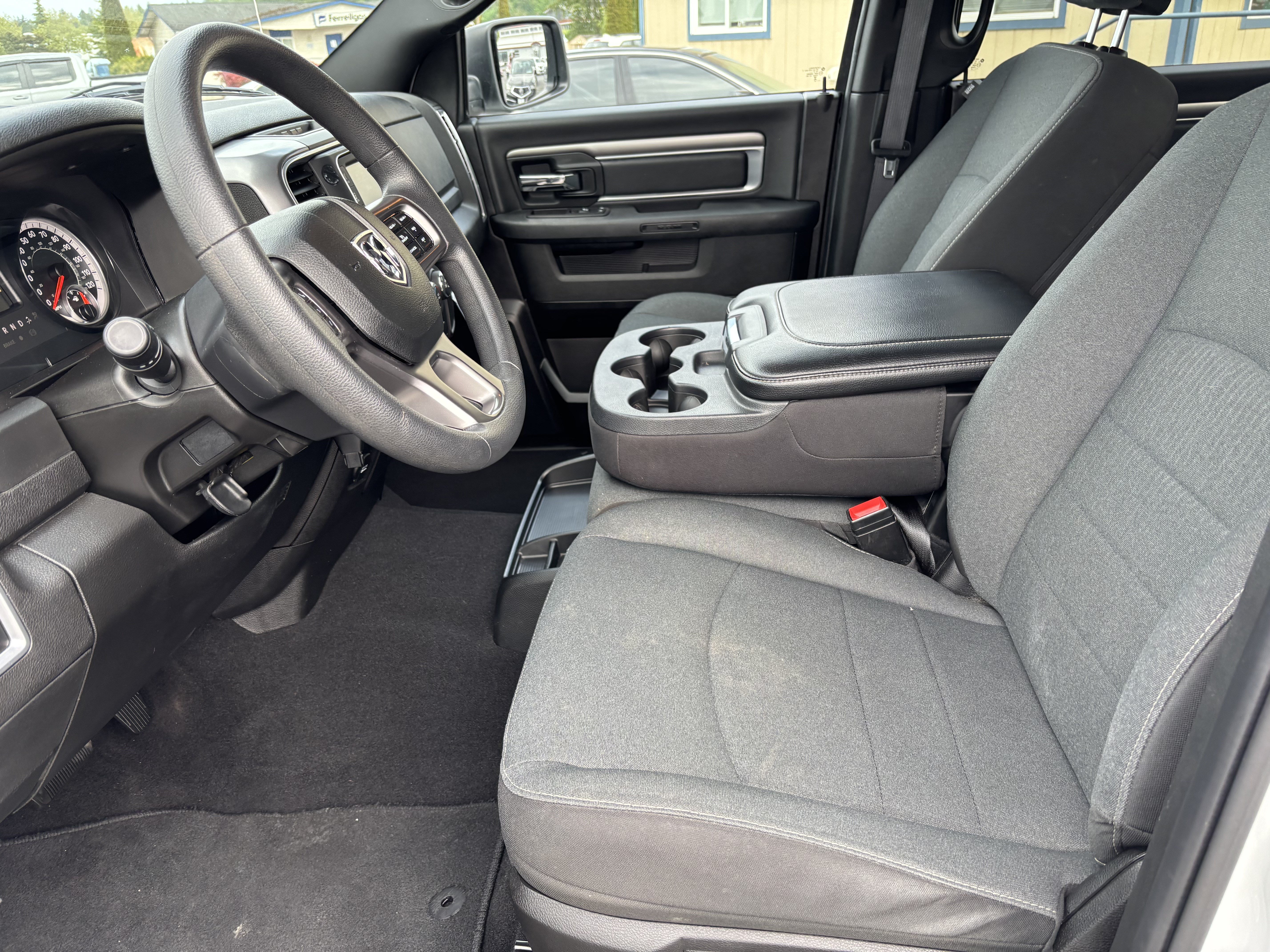 Used 2024 RAM 1500 Warlock AWD/4WD image 13