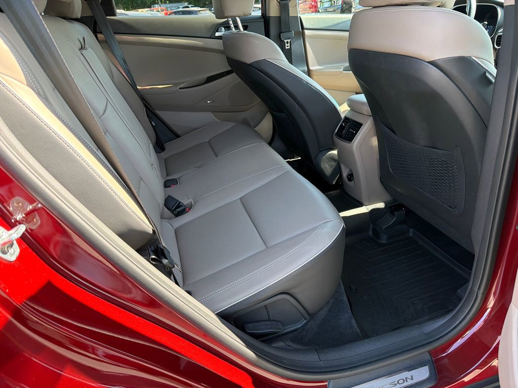 Used 2020 Hyundai Tucson Limited FWD image 15