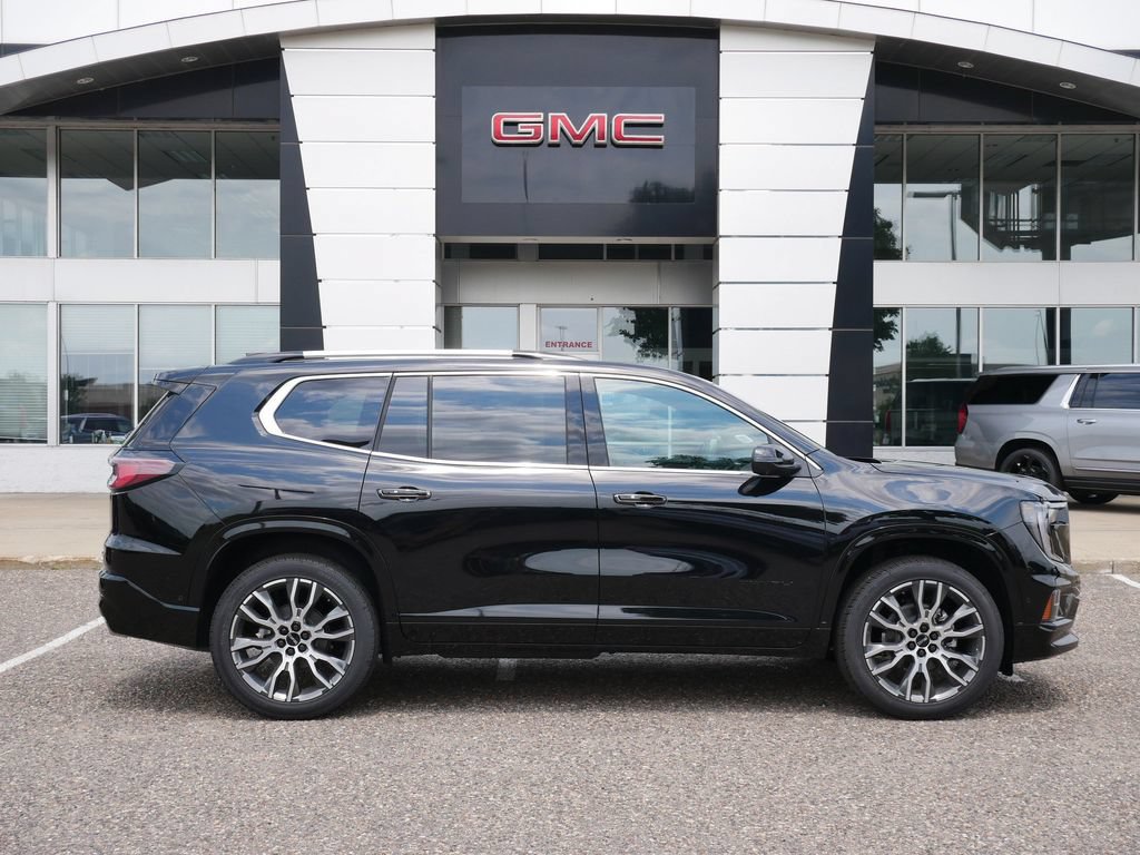 New 2026 GMC Acadia Denali Ultimate w/ LPO, Floor Liner Package AWD/4WD image 2