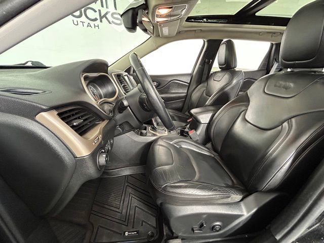 Used 2018 Jeep Cherokee Limited AWD/4WD image 22
