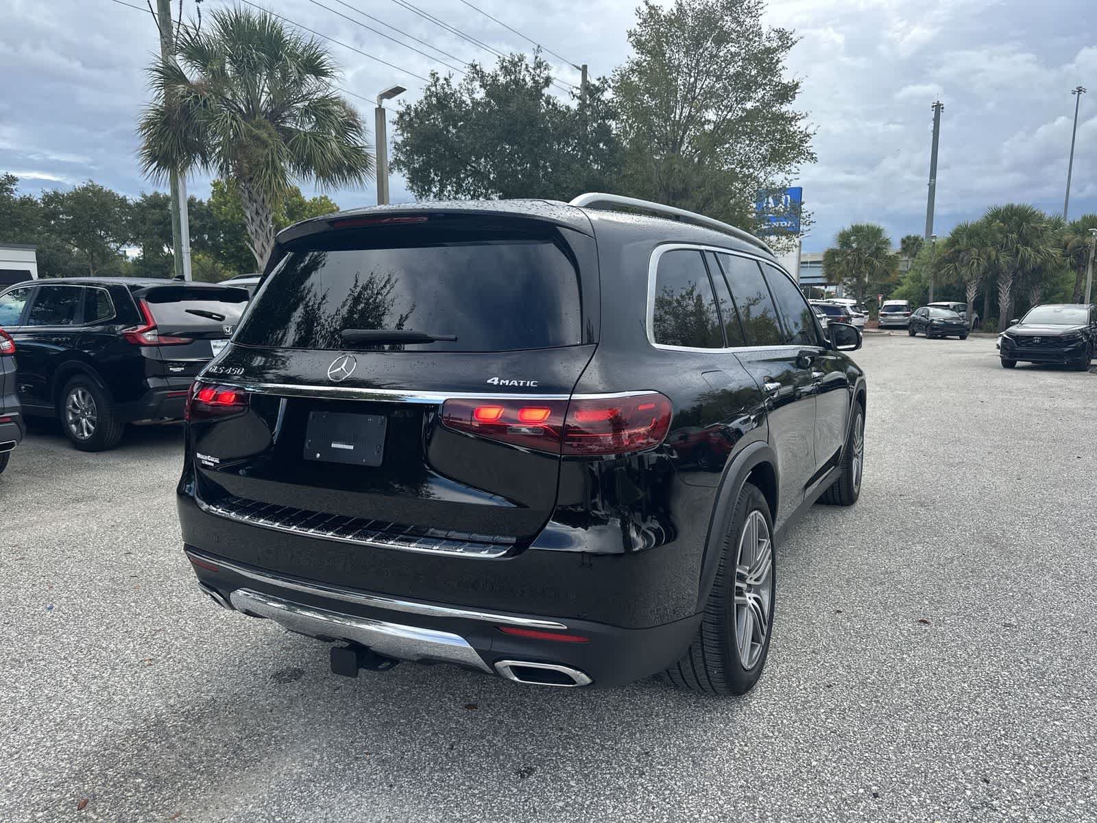 Used 2025 Mercedes-Benz GLS 450 4MATIC image 6