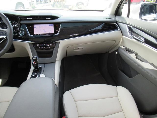 Certified 2023 Cadillac XT6 Premium Luxury image 15