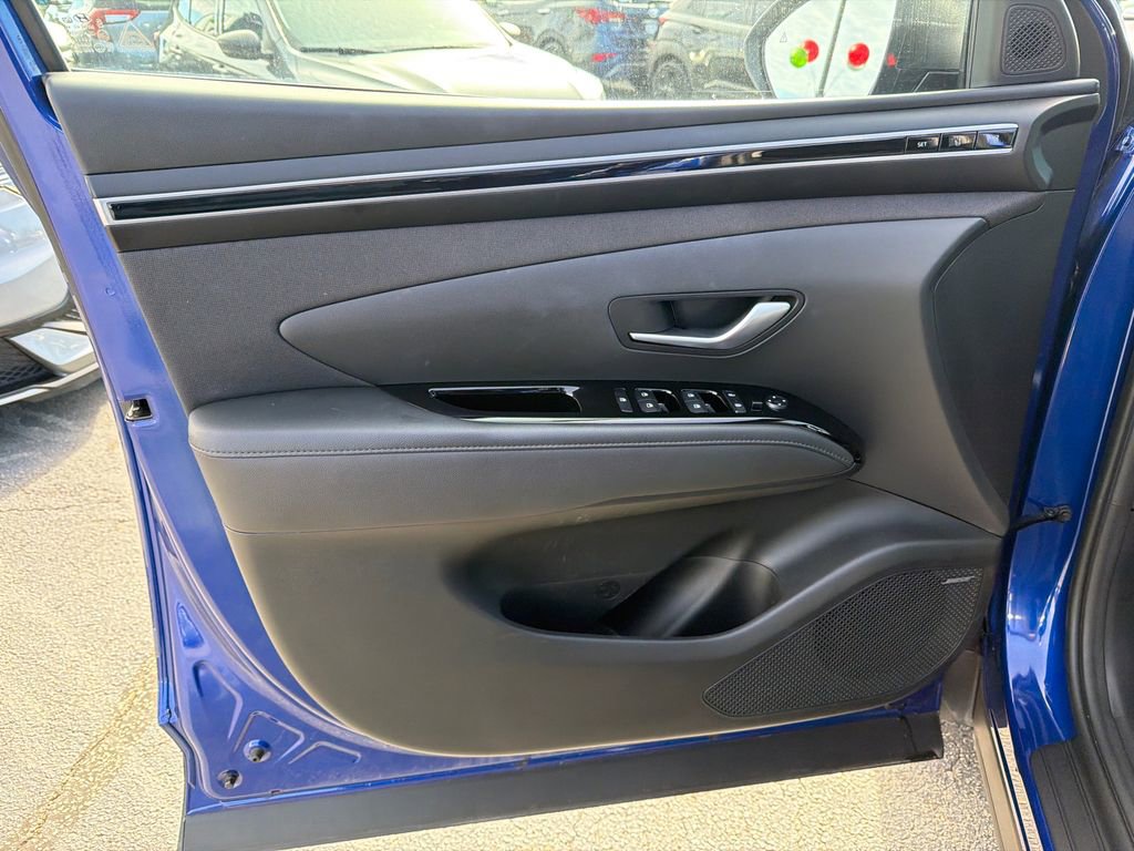 Used 2023 Hyundai Tucson Limited image 10