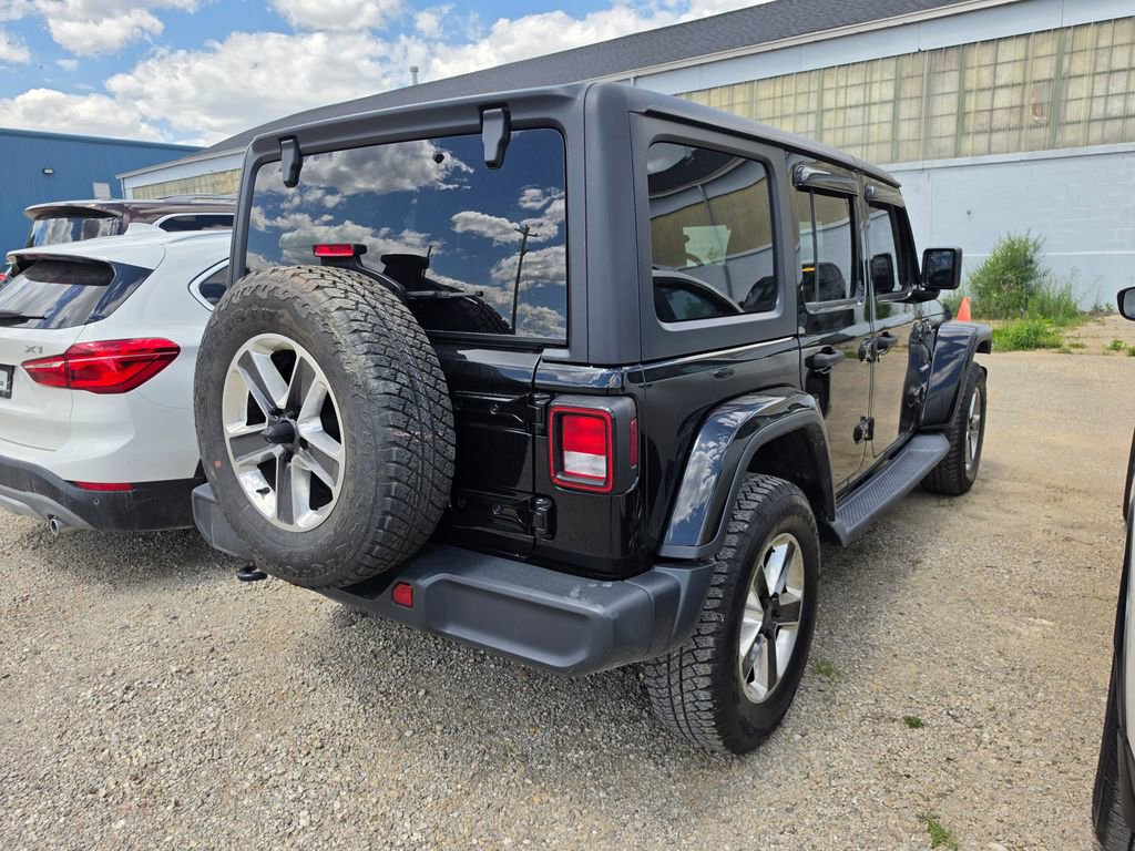 Used 2018 Jeep Wrangler Unlimited Sahara w/ Cold Weather Group AWD/4WD image 2