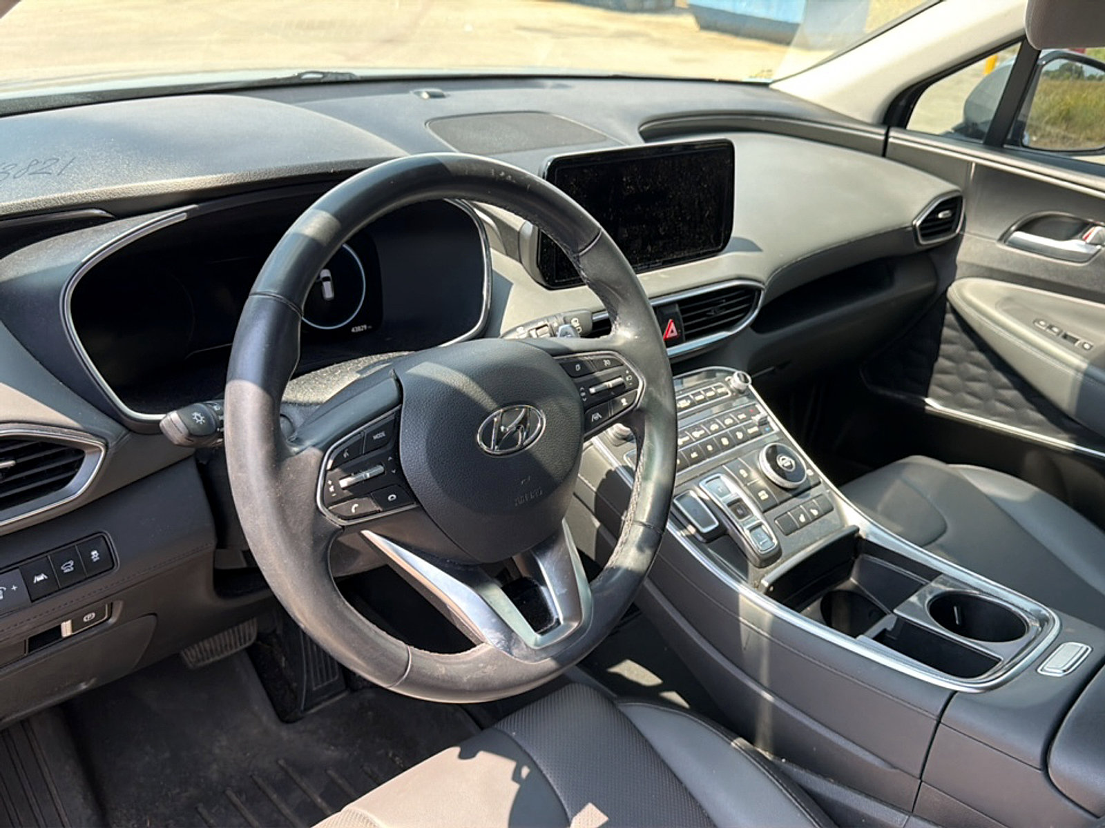 Used 2023 Hyundai Santa Fe SEL w/ Premium Package FWD image 14