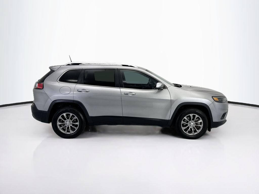 Used 2019 Jeep Cherokee Latitude Plus w/ Comfort/Convenience Group AWD/4WD image 4