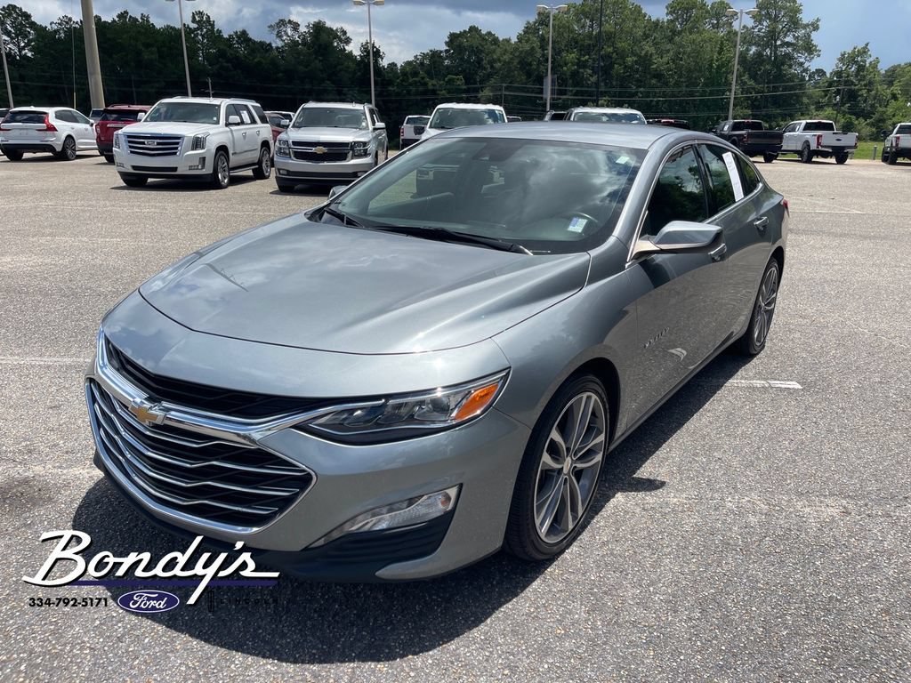 Used 2024 Chevrolet Malibu LT FWD image 3