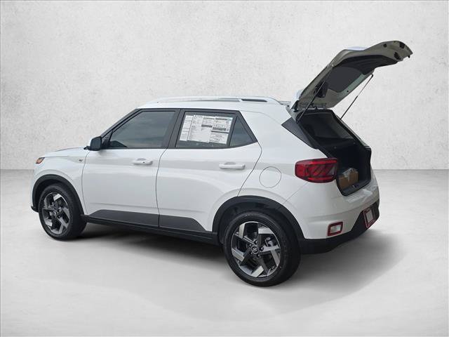 New 2026 Hyundai Venue SEL FWD image 3
